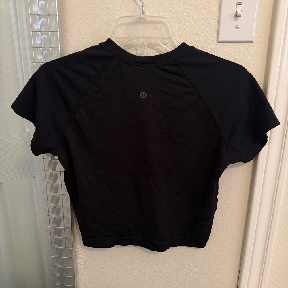 Lululemon Women’s Swiftly Tech Cropped Short-Sleeve Shirt 2.0 - 10 - Picture 3 of 3